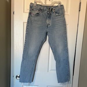 Classic denim blue Levi’s 501 skinny